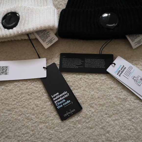 C.P. Company Extrafine Merino Wool Ribbed Knit Lens Beanies - Picture 2 of 6